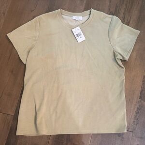 NWT! Kurt from the Kloth Short Sleeve Crewneck Tee in Light Olive